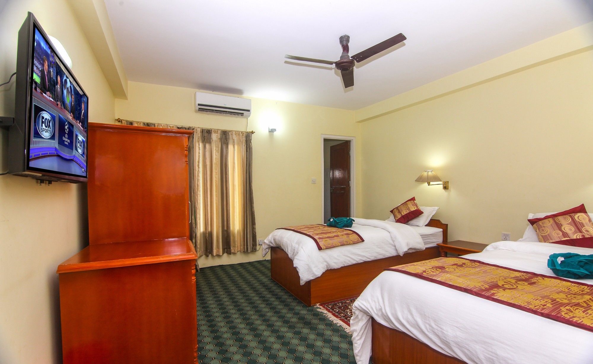 Hotel Noble Inn花椒客栈 Pókhara Exteriér fotografie